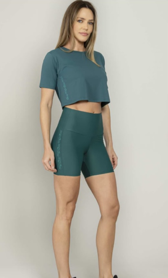 Blusa cropped Run More verde