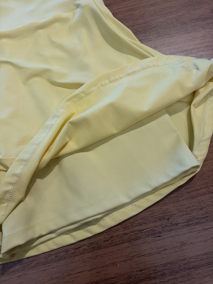 Short Saia Amarelo Ânnima