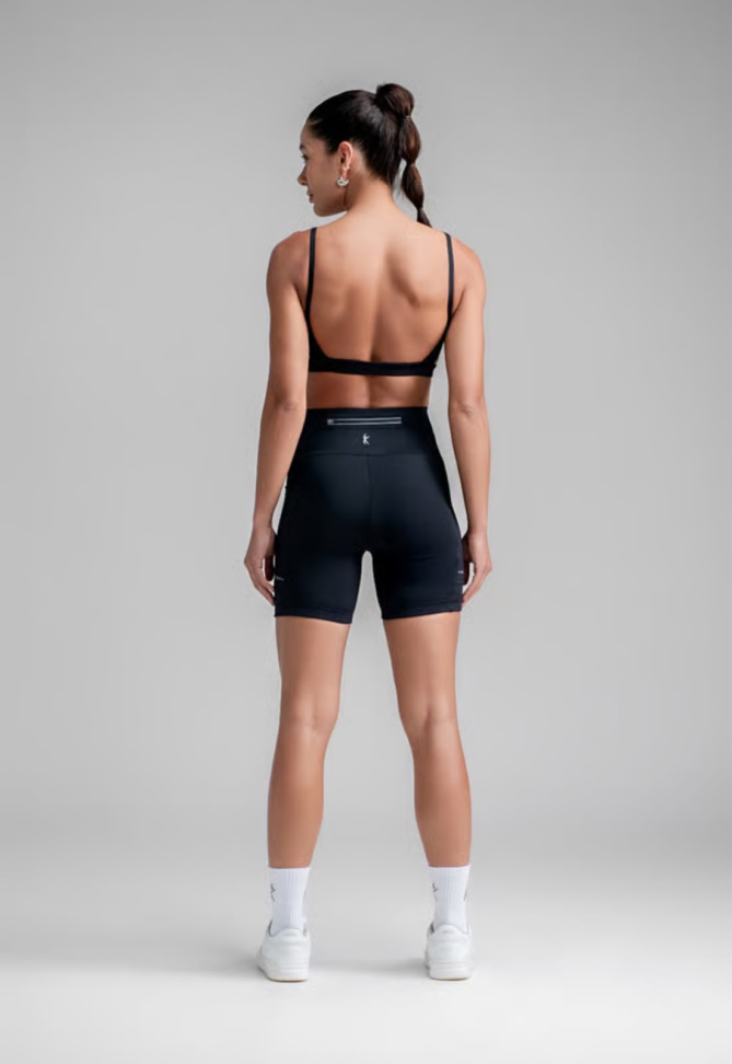 Top Amari Larulp preto - #3