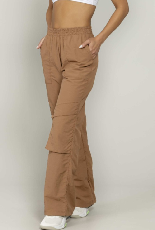 Calça wide leg Run More bege