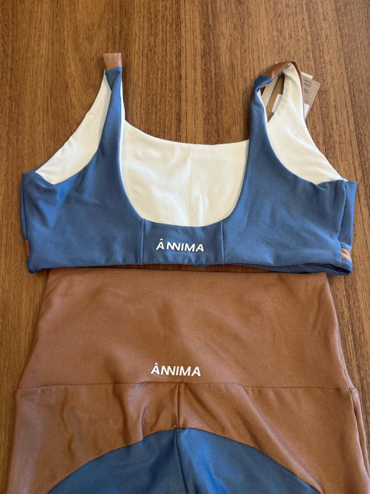Conjunto Ânnima Azul com Beje