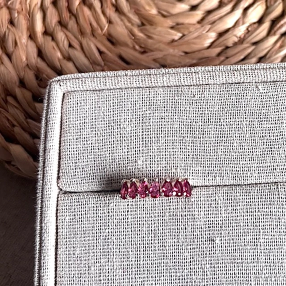 Anel Navete Rubi Rose