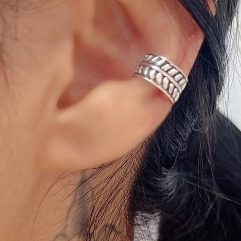 Piercing Fake Folha