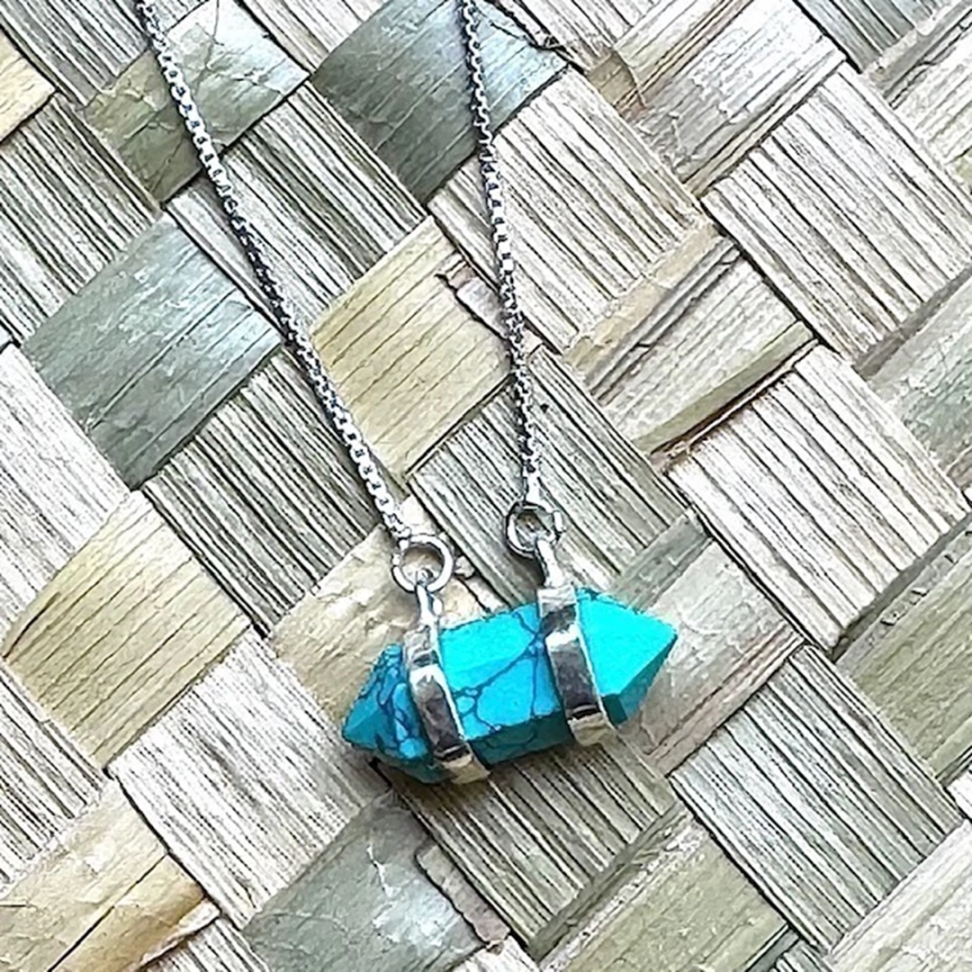 Colar Ponteira Turquesa