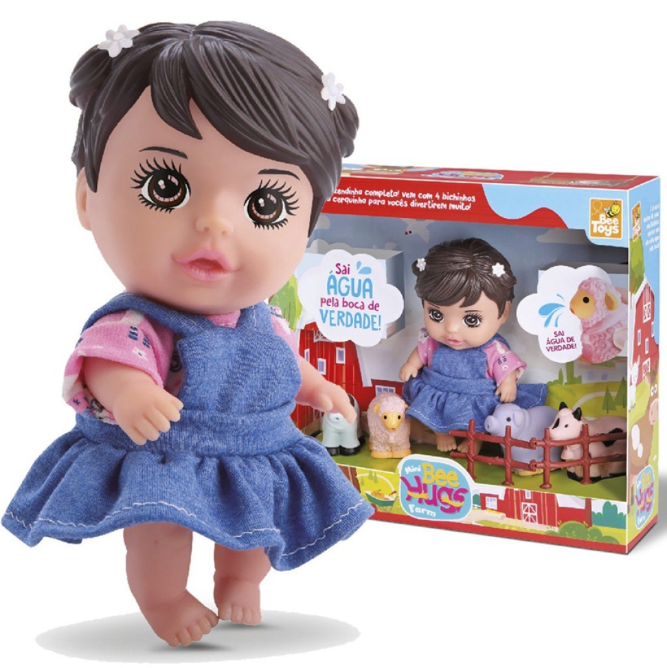 Boneca Mini Bee Hugs Farm C/cerquinha E Bichinhos Da Fazenda