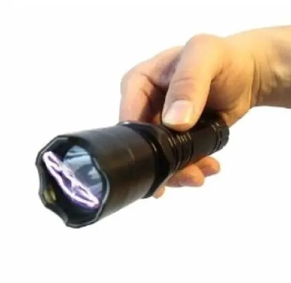 Lanterna com Taser Choque