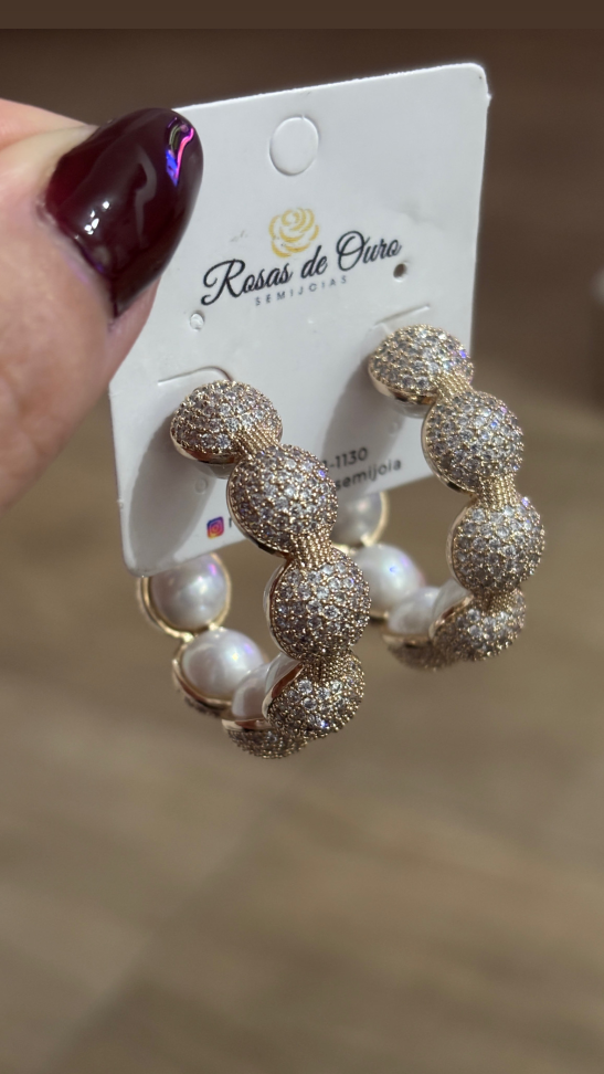Brinco argola esferas cravejadas com pérolas - #3