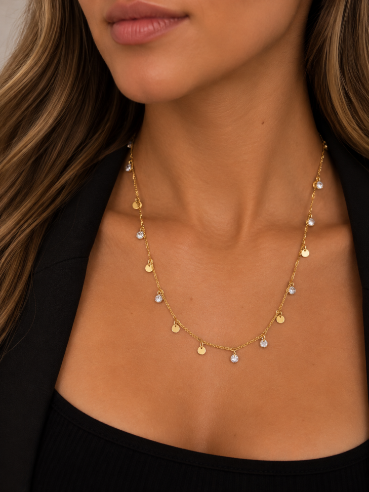 Colar longo medalhinhas com ponto de luz