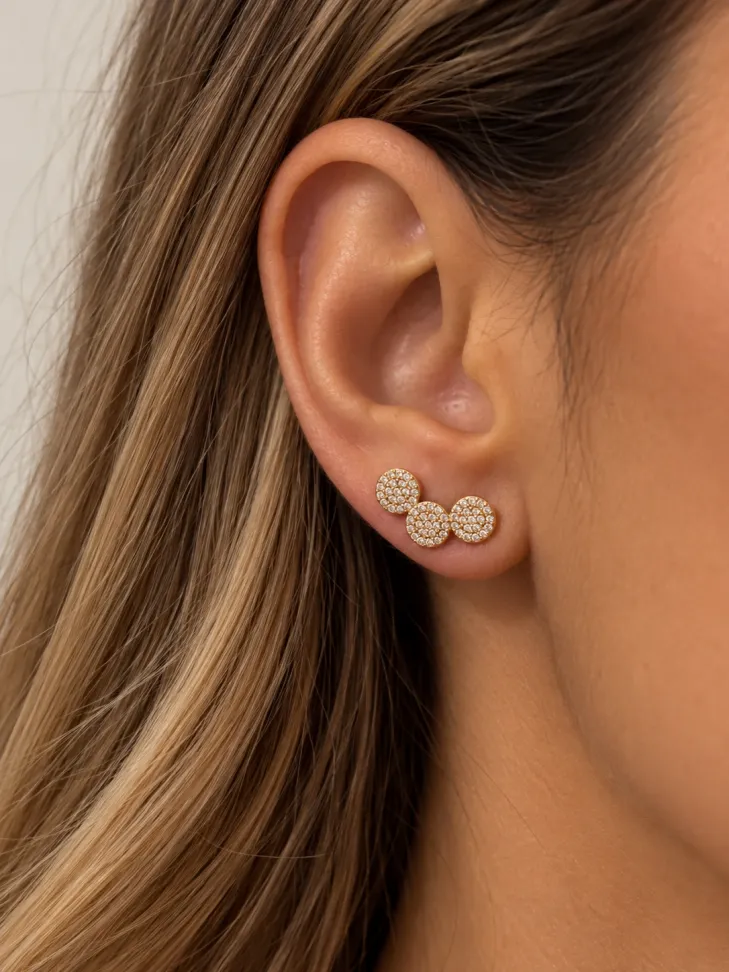 Brinco ear cuff esferas