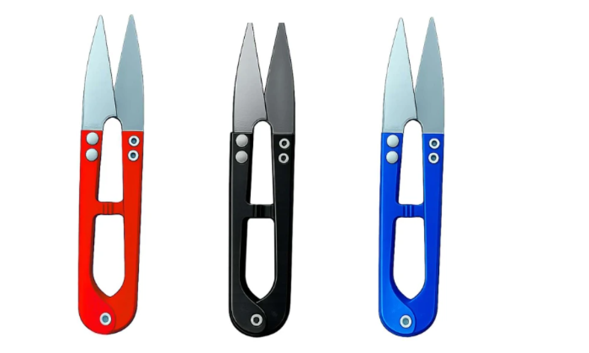 Tesoura de Arremate 4,5" (10,8cm) – Azul, Preto e Vermelho - 1 Unidade
