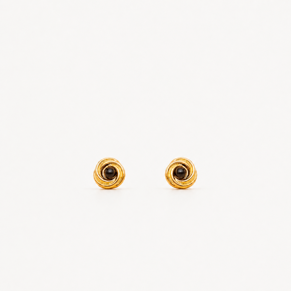 Brinco Esmaltado Dourado Preto
