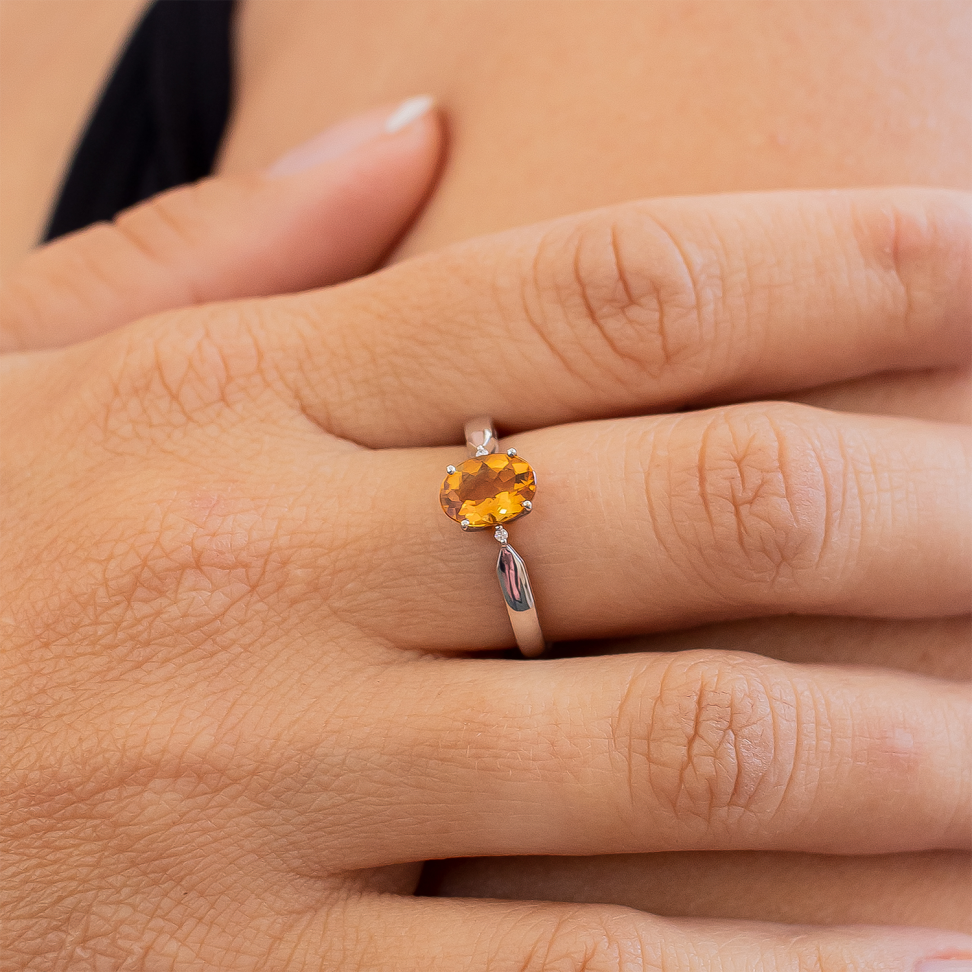 Anel de citrino em ouro 18k (PLTCI18W)