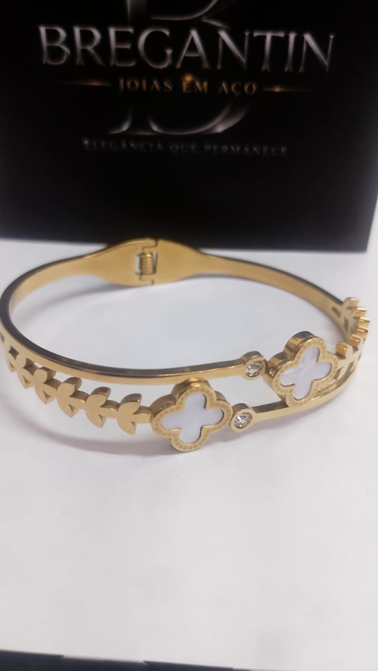 Bracelete Trevo Branco Folhas