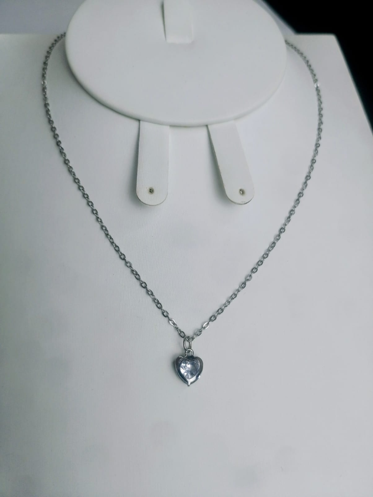 COLAR CORAÇÃO ZIRCONIA CRISTAL