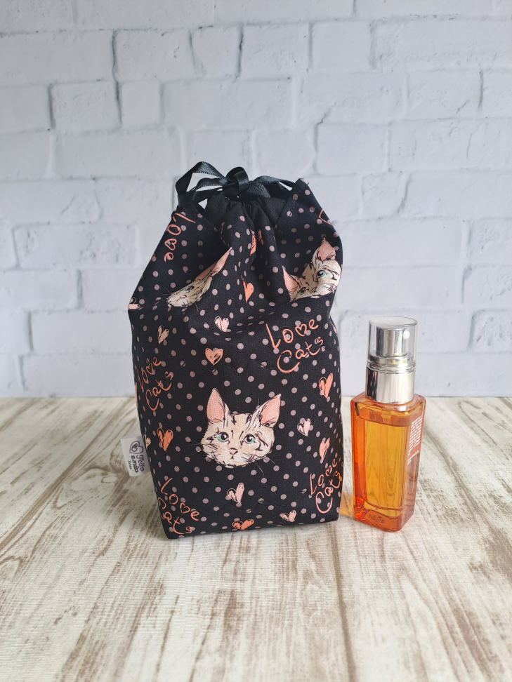 Necessaire cesto