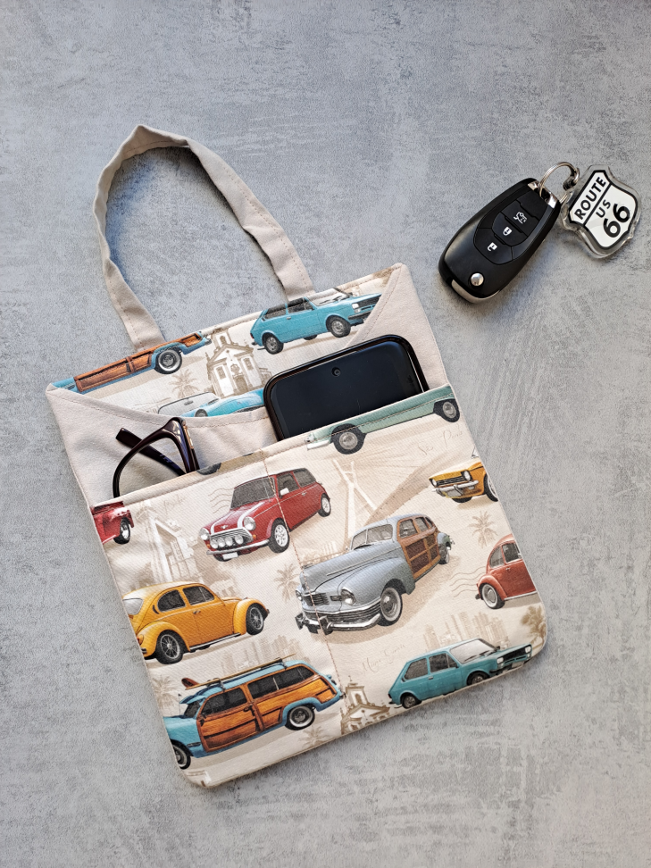 Lixinho de carro