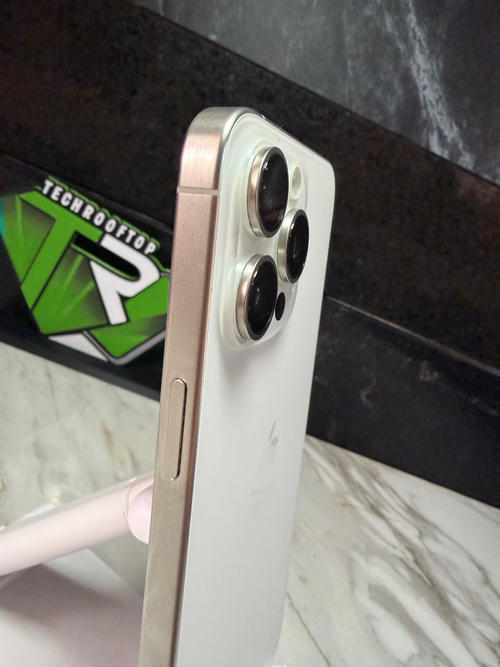 iPhone 15 Pro Max 256Gb Branco - #3