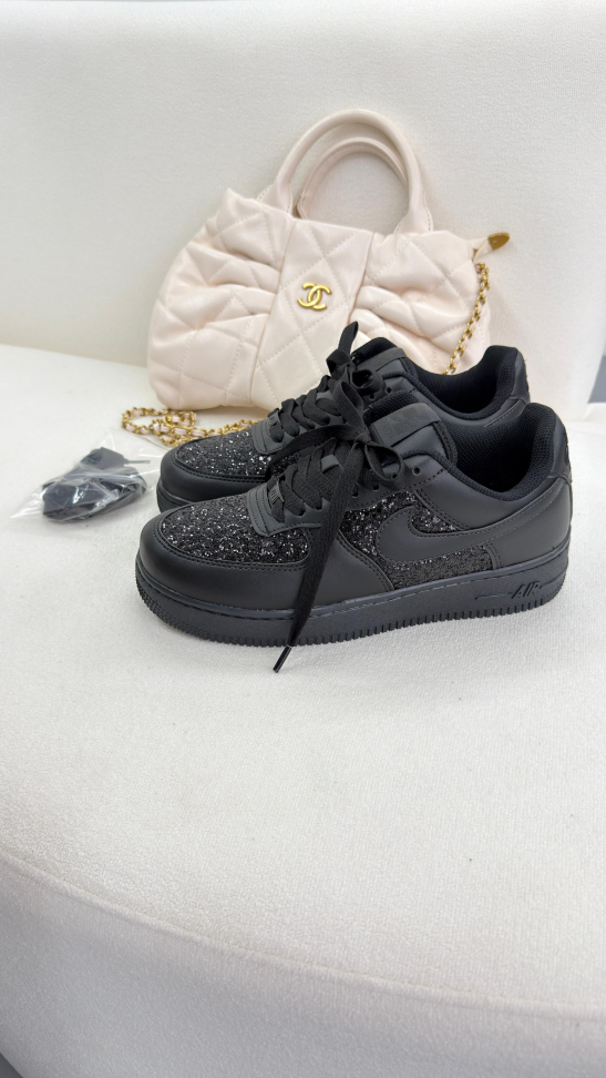 Nike Air Force 1 Glitter Black
