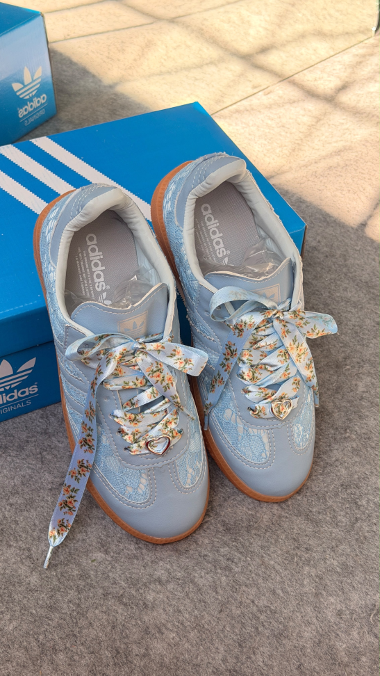 Adidas Samba Delicate