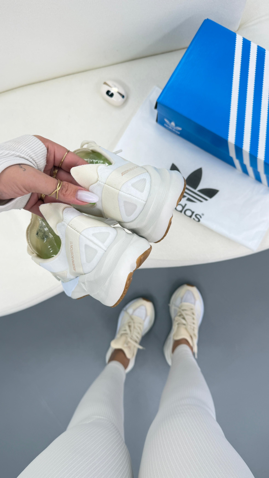 Adidas Adizero Boston 11