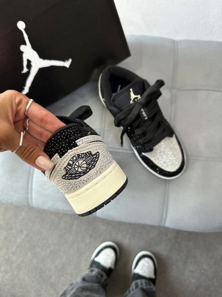 Jordan Low Crystal Black & White - #3