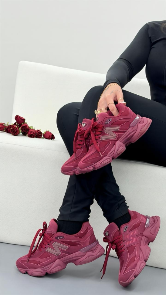 New Balance 9060