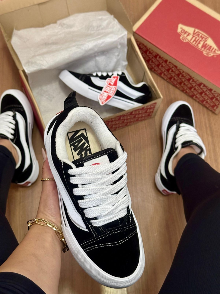 Vans KNU