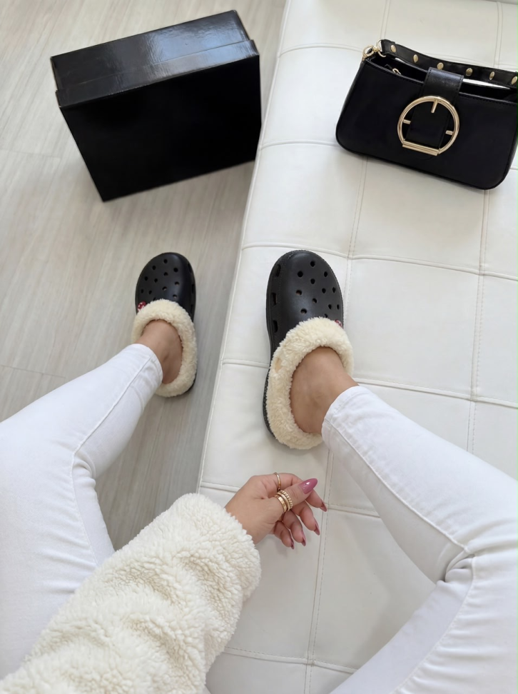 Crocs Pelúcia - #6