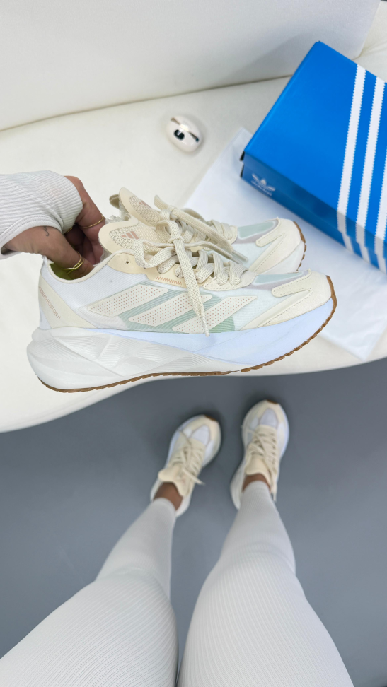 Adidas Adizero Boston 11