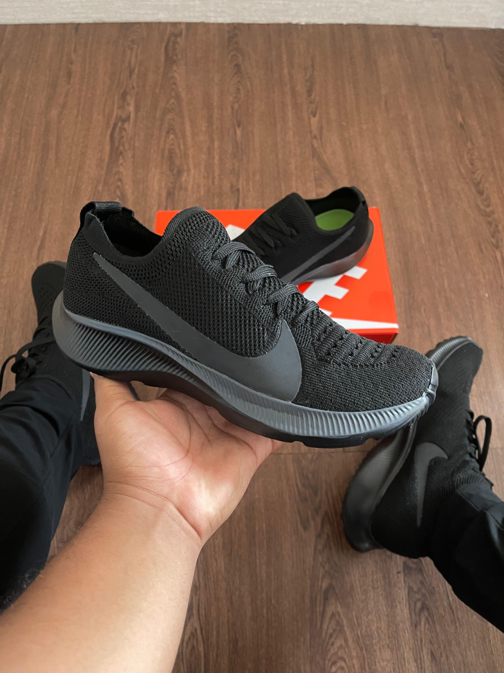Nike Air Max Knit