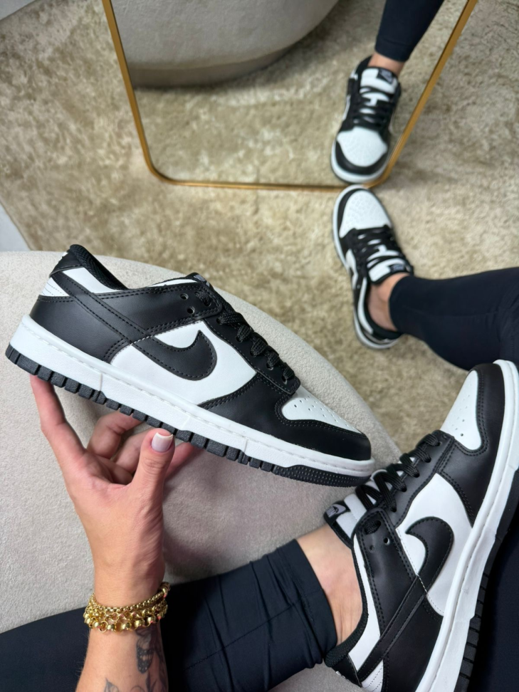Nike Dunk Low Panda