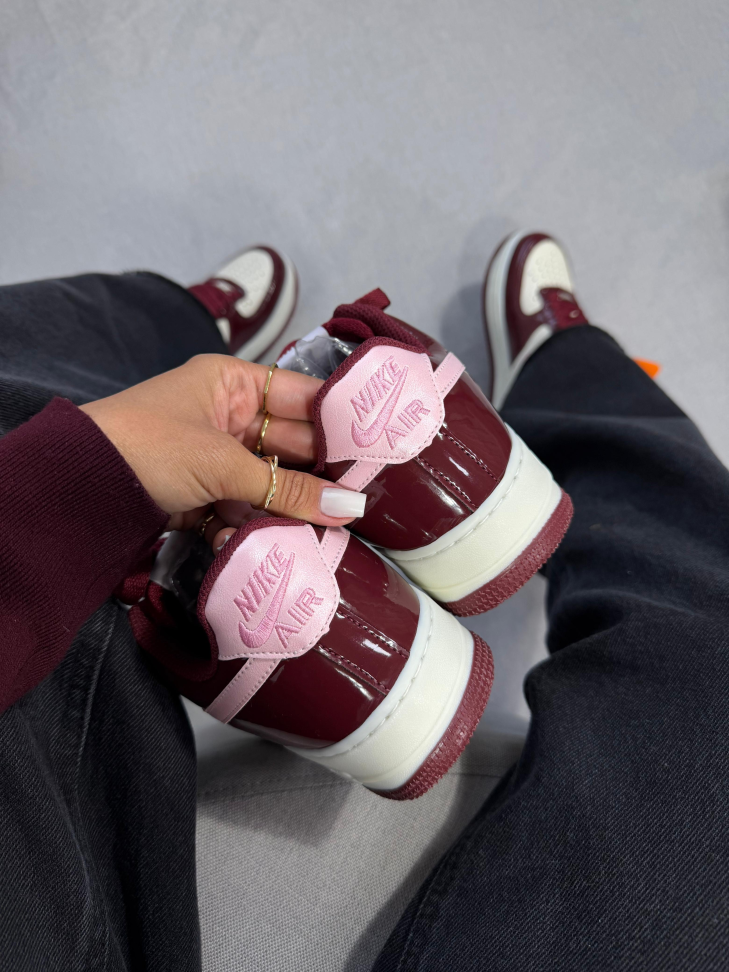 Nike Air Bordeaux Pink