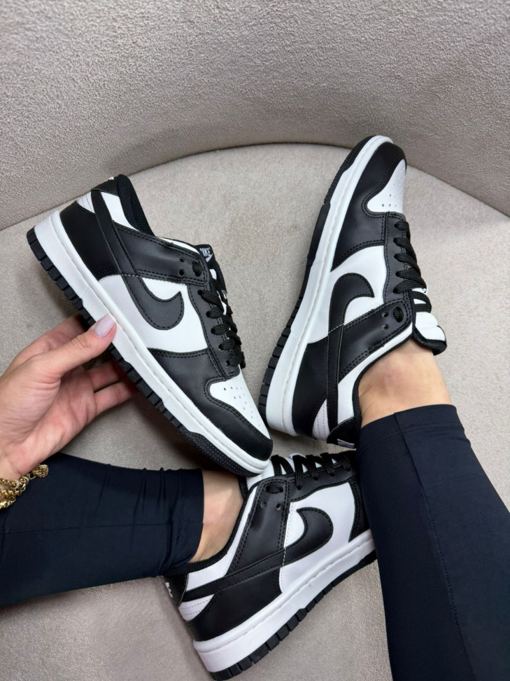 Nike Dunk Low Panda