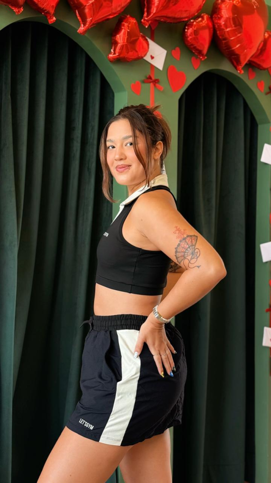 Top Cropped Court
