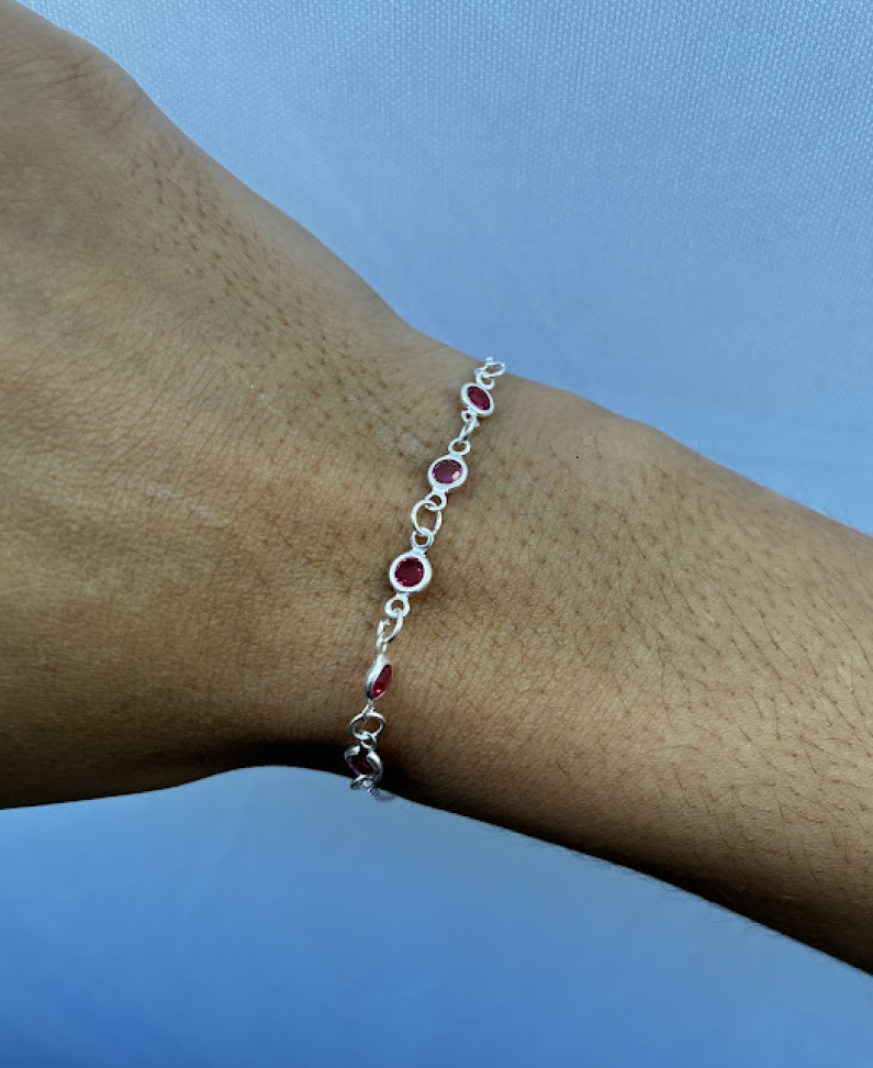 Pulseira 5 Pedras Vermelha Zirconia