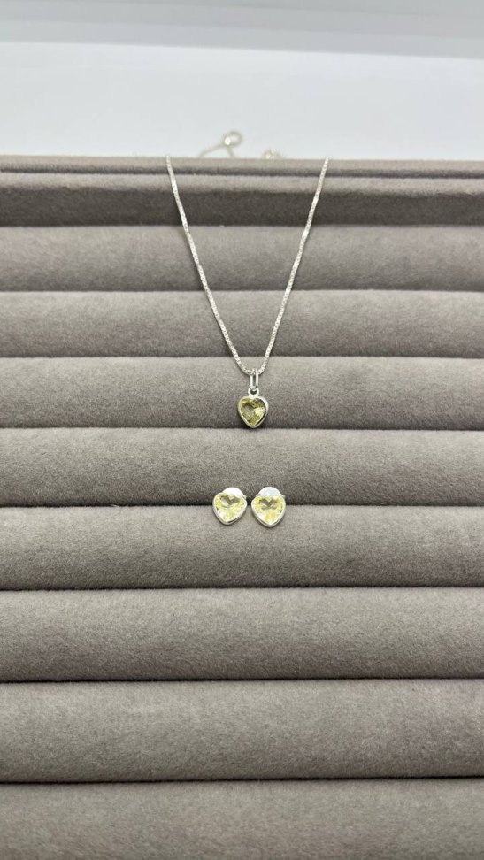 Conjunto Ponto de Luz Coração Amarela colar + brinco