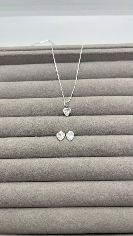 Conjunto Ponto de Luz Coração Crystal colar + brinco