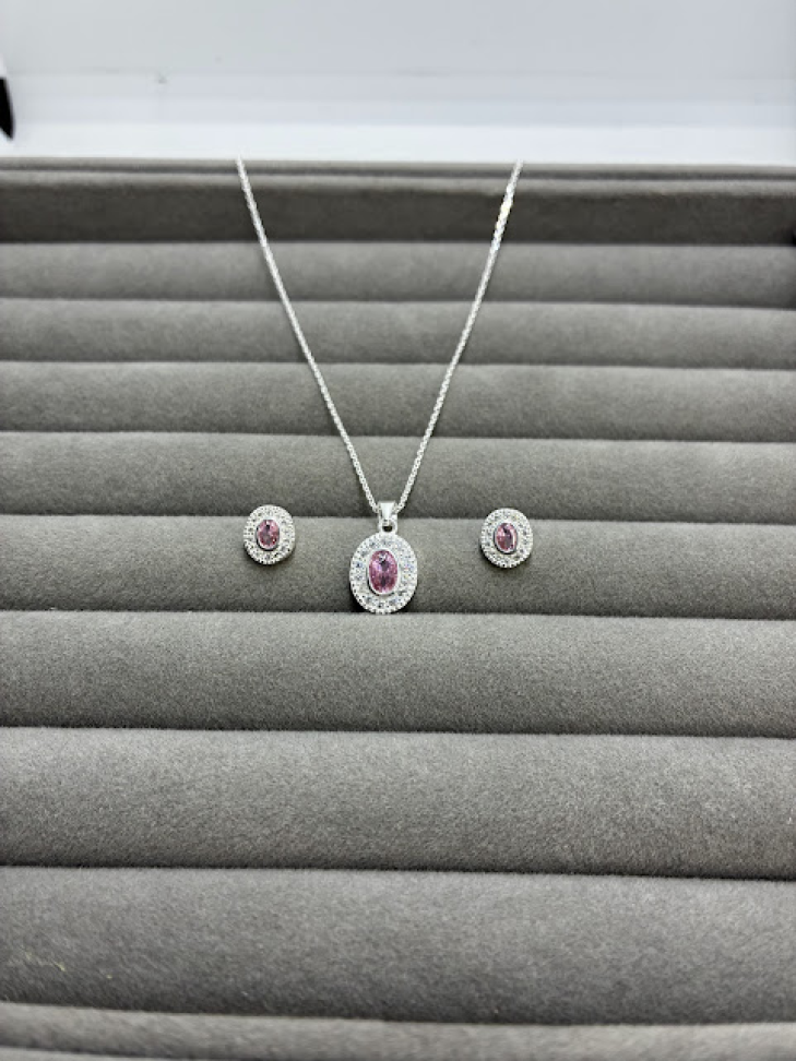 Conjunto Oval Rose Cravejado
