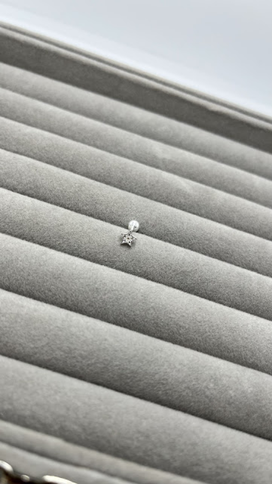 Piercing Estrela Cravejado Helix