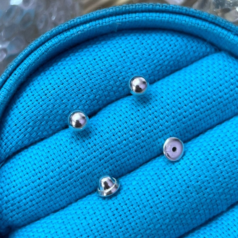 Brinco Baby Bolinha Prata