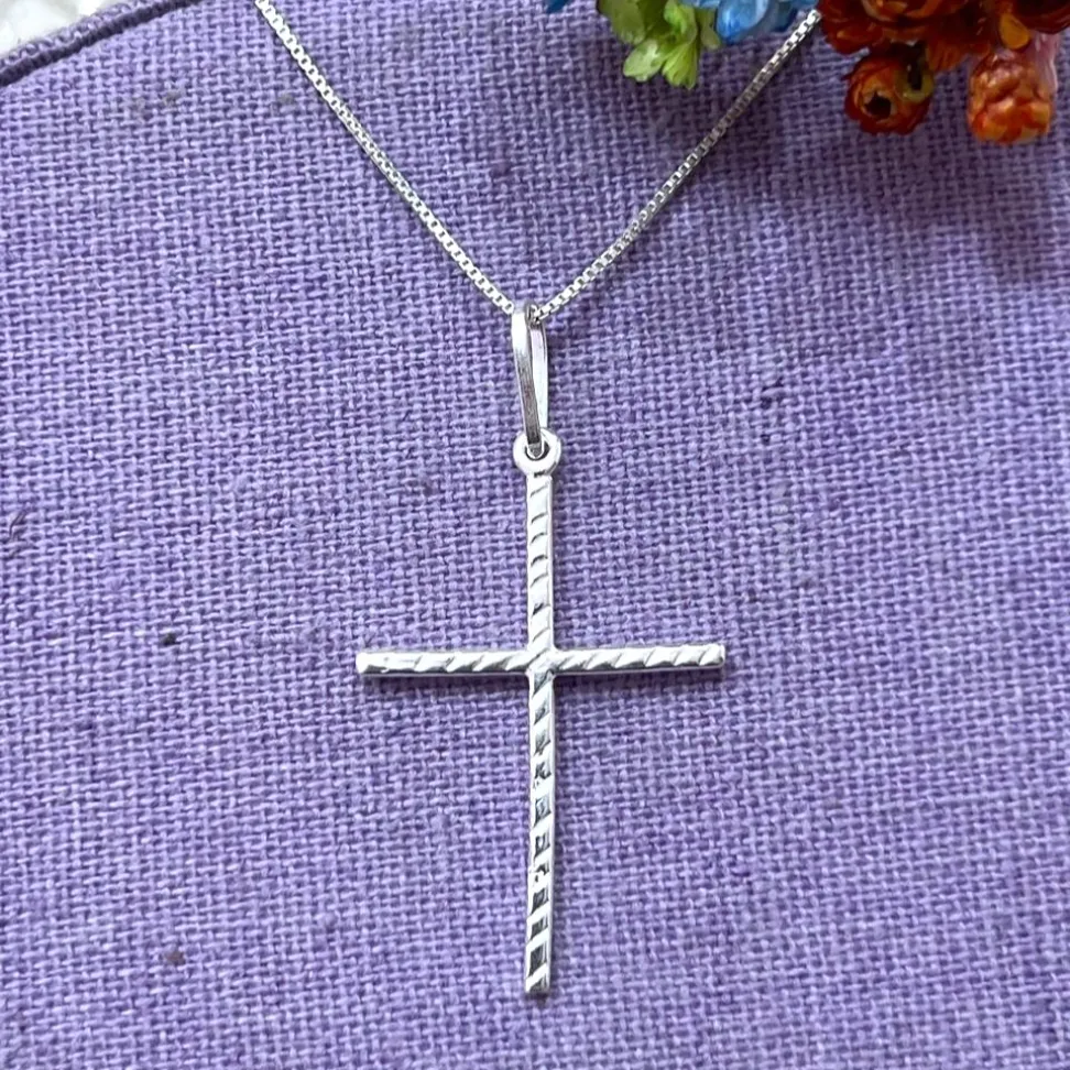 Pingente Crucifixo Frente e Verso 21x30mm
