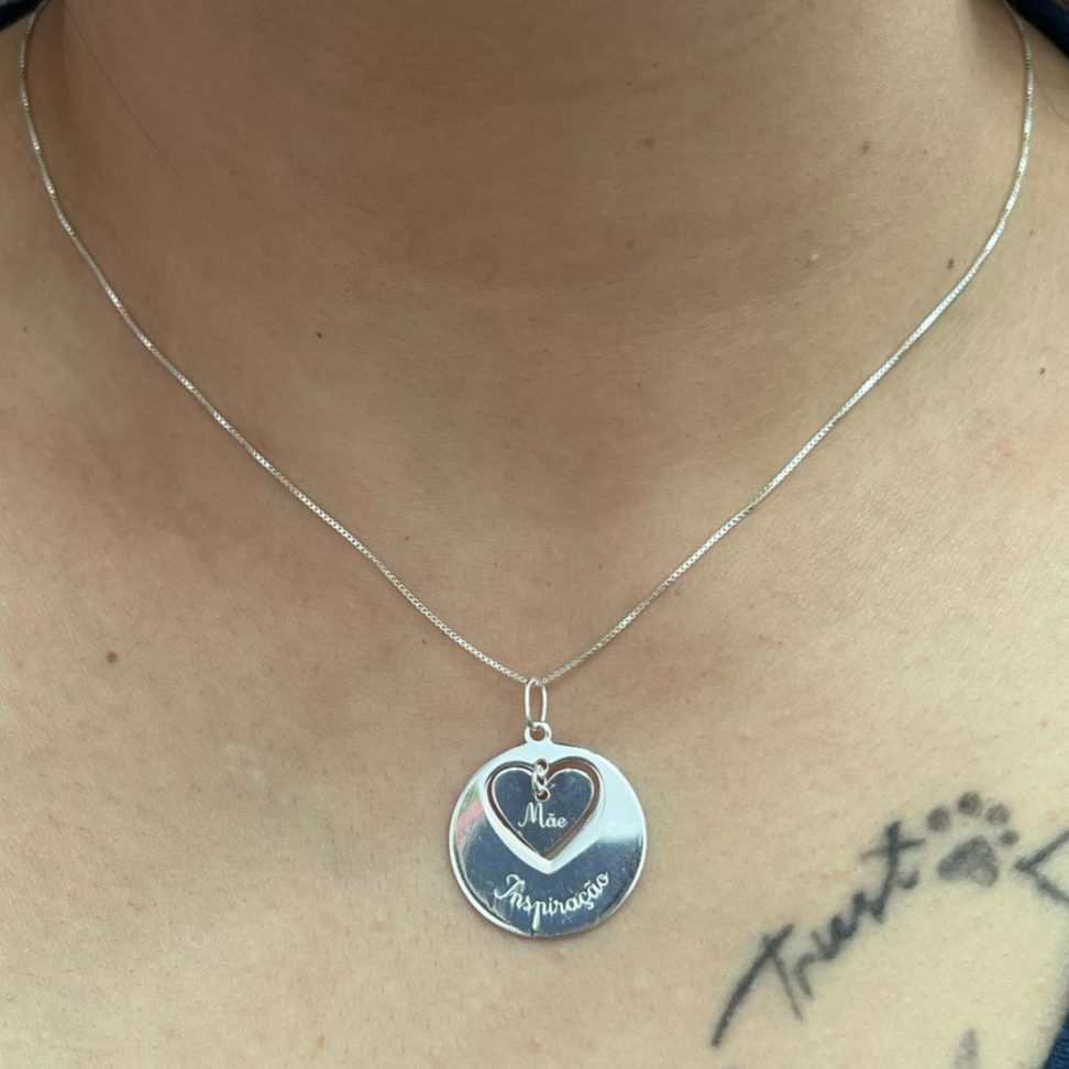 Pingente Mãe Poderosa em prata 925