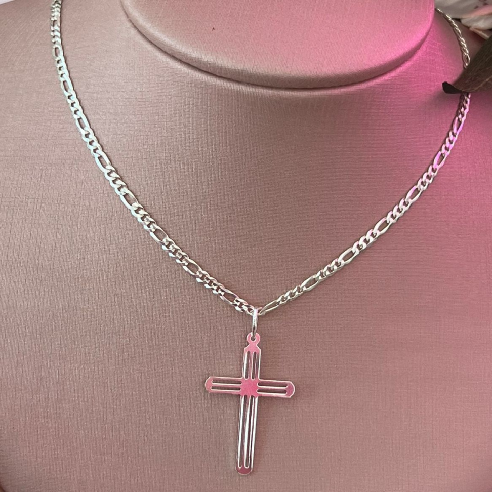 Pingente Crucifixo Vazado 22mm x 35mm