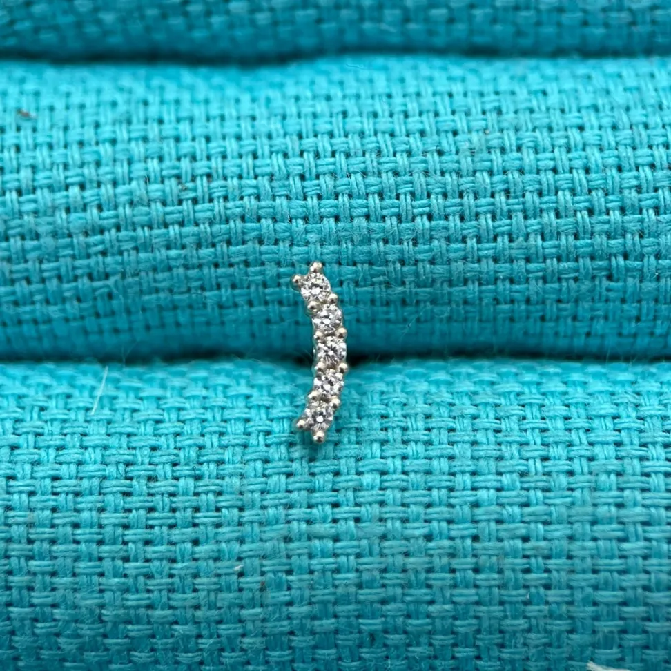 Piercing Labret Meia Lua Cravejado Mini