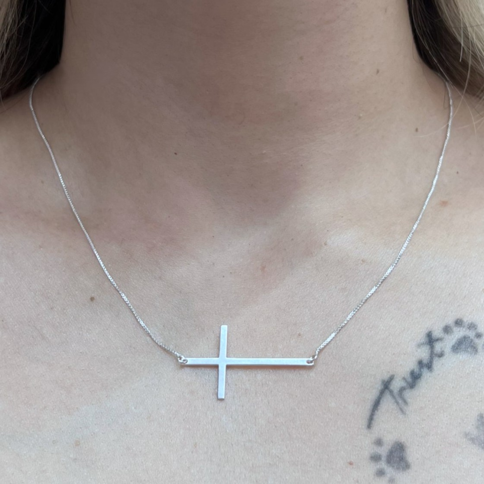 Colar Crucifixo Liso Prata 925