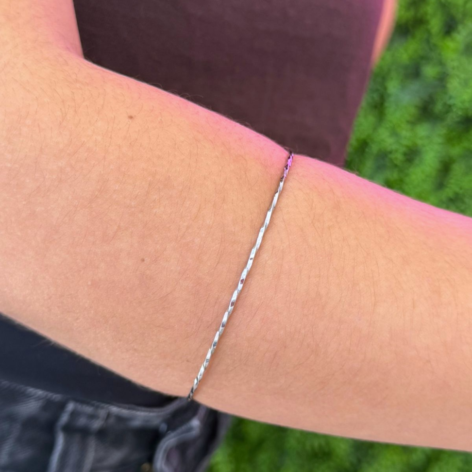 Bracelete Aro Torcido em Aço Inox