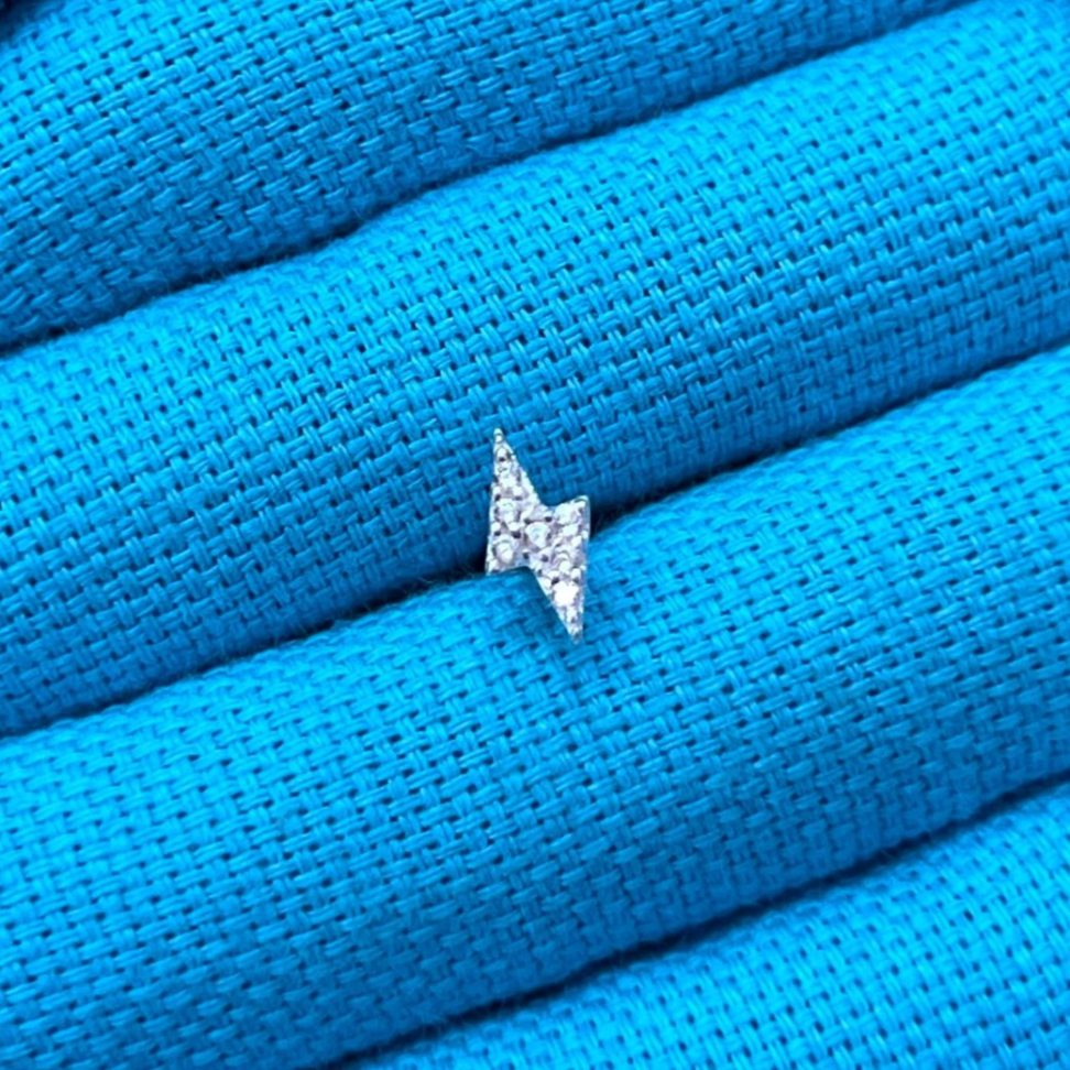 Piercing Labret Raio Cravejado