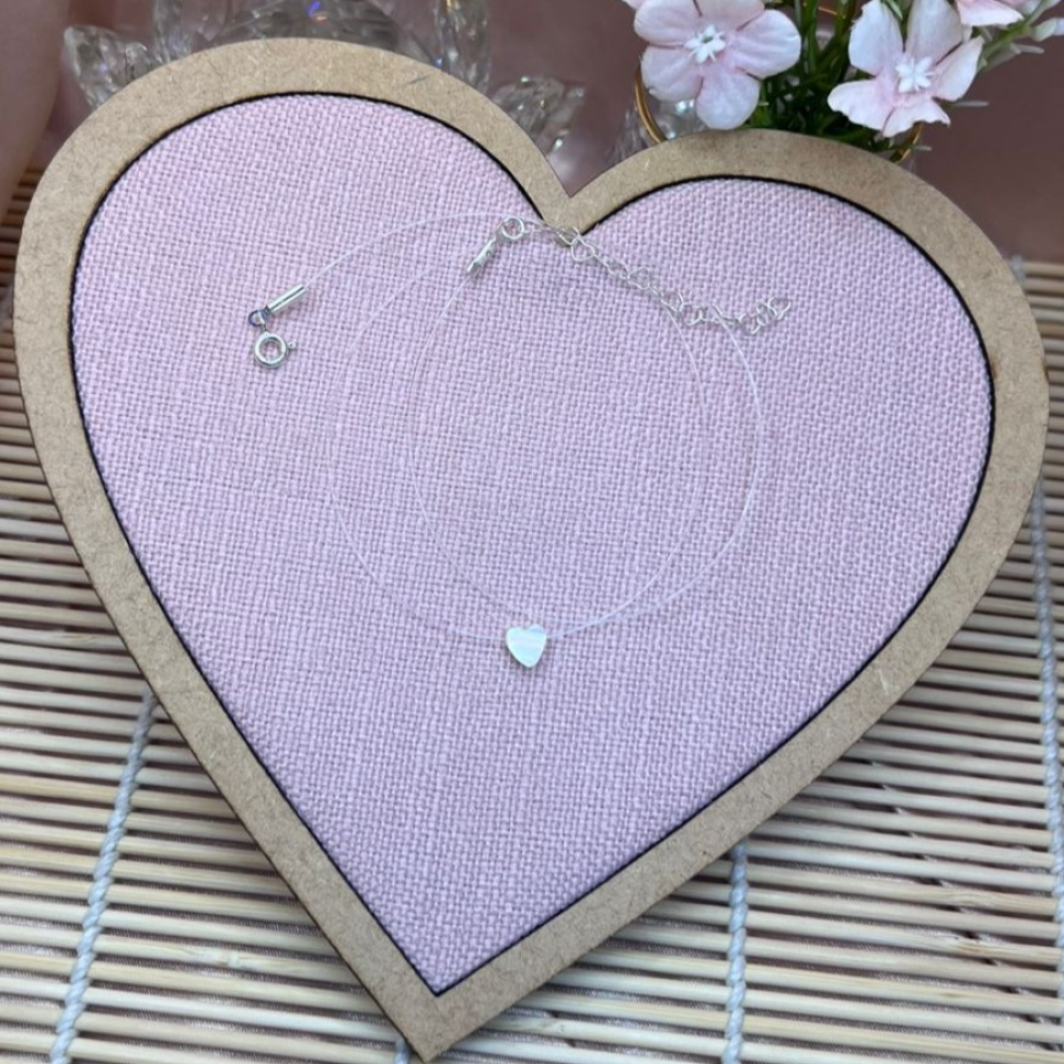 Colar Nylon Coração Madrepérola - 40cm + 5cm de extensão