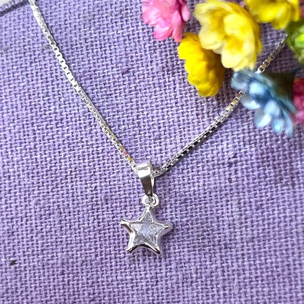 Pingente Ponto de Luz Estrela 6mm em prata 925