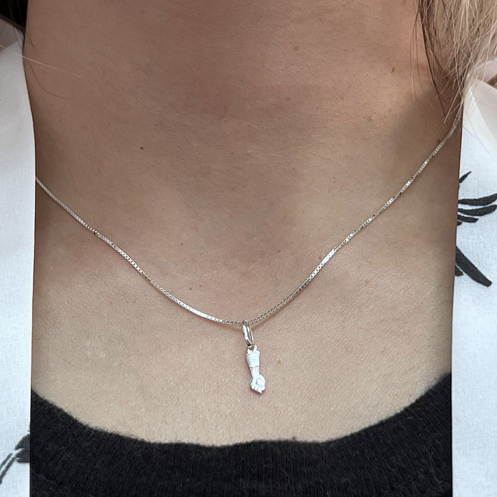 Pingente Figuinha em prata 925